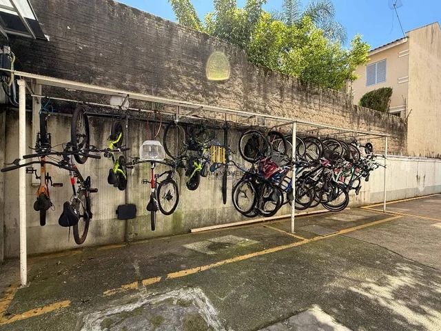 Apartamento com 2 quartos, vaga e piscina  no bairro  Parque Santa Fe