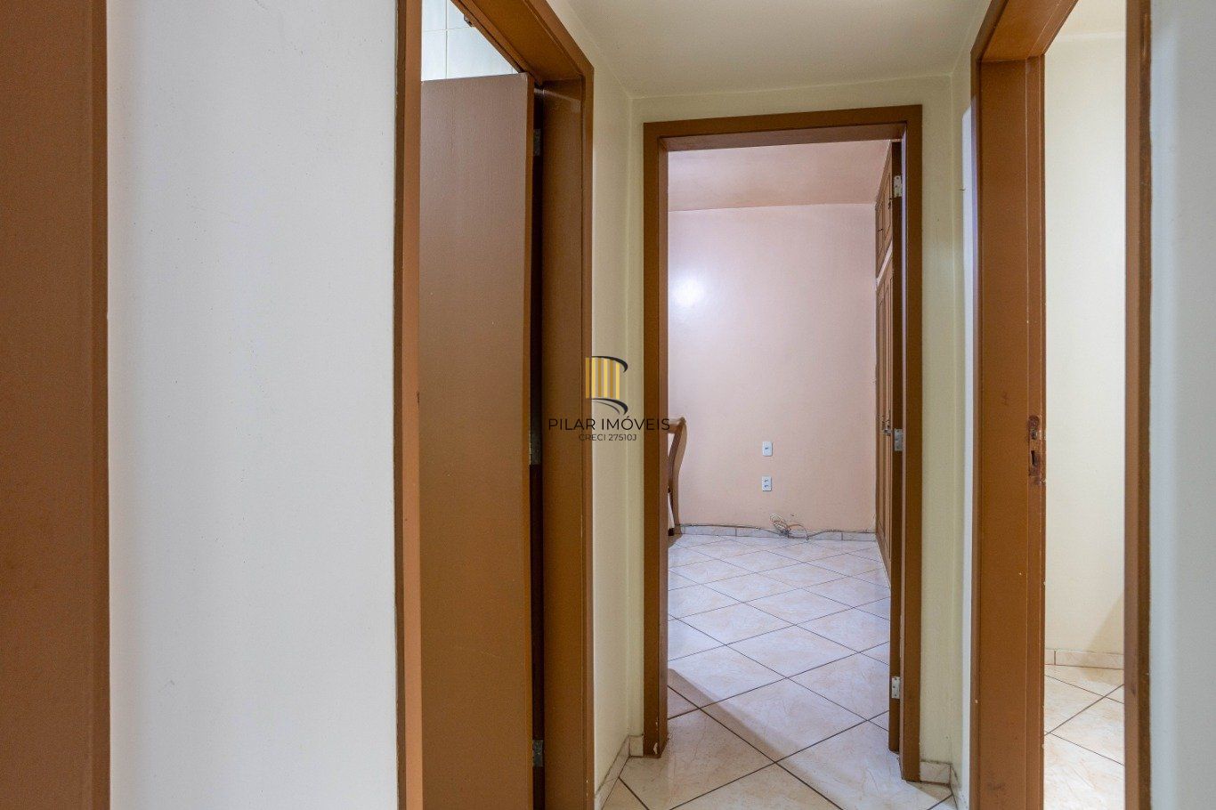 Apartamento com 2 dormitórios no Bairro Menino Deus