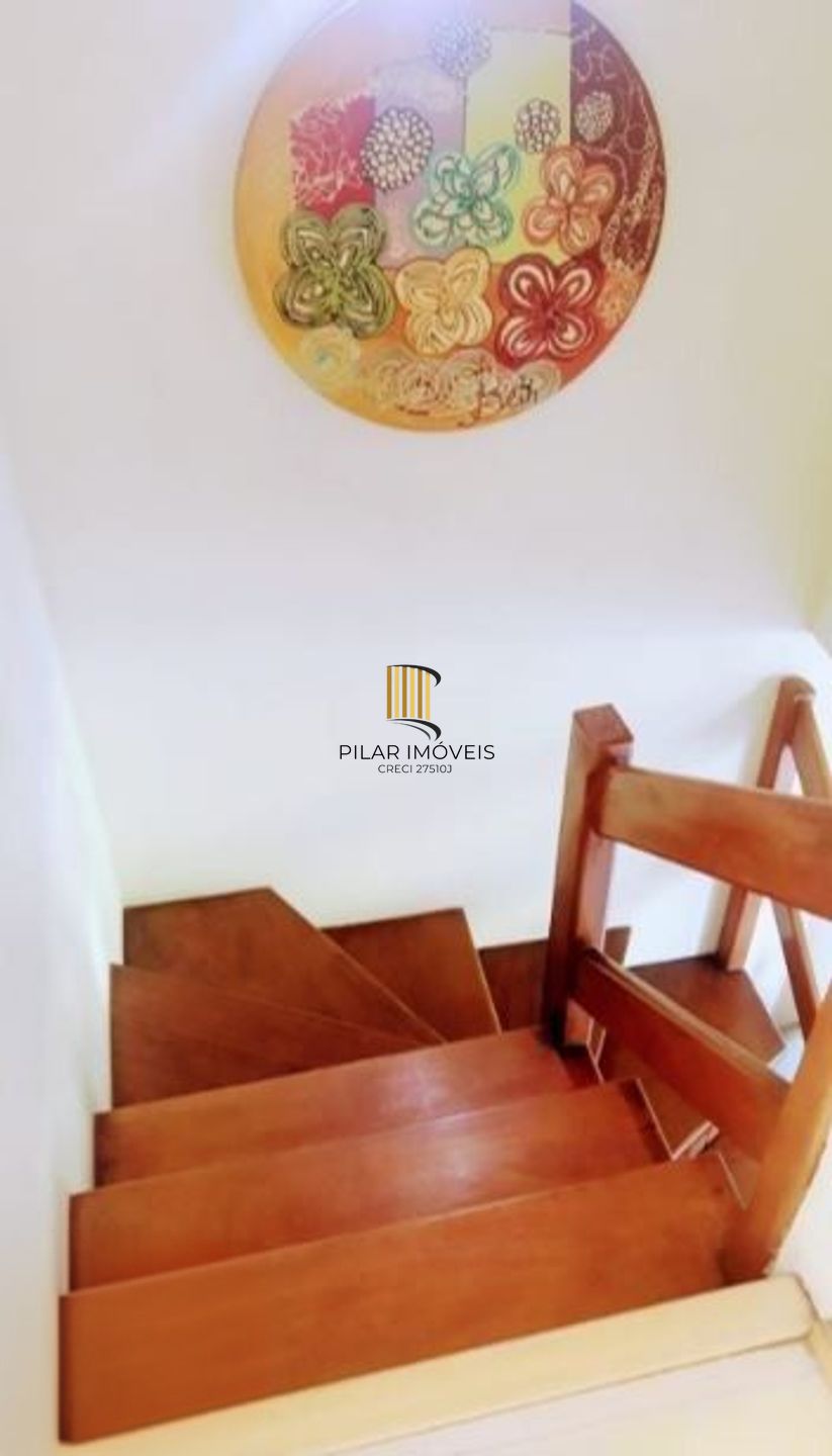 Casa em Condomínio com 3 dormitórios com 76m