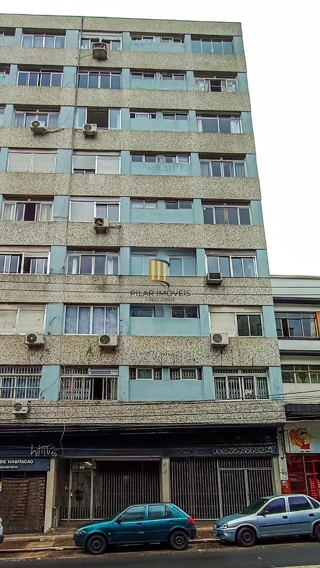 Apartamento JK com 1 quarto e com elevador  no bairro Farroupilha.