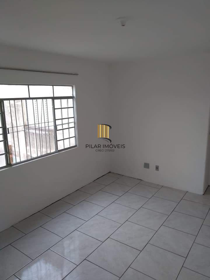 Apartamento com 1 quarto e portaria 24hrs e interfone no bairro Sarandi