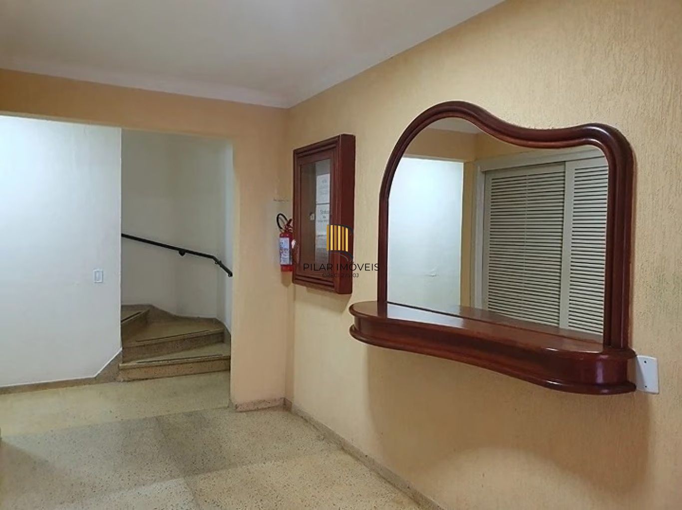 Apartamento de 3 dormitórios no Bairro Santana Porto Alegre.