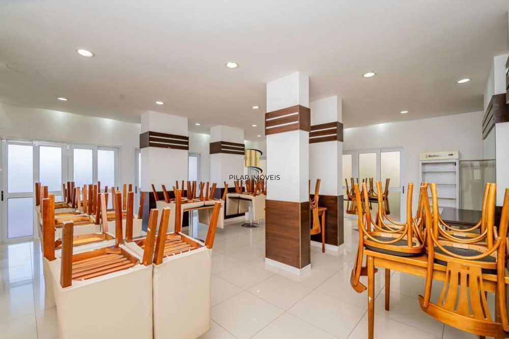 Apartamento com 3 quartos, 2 vagas, piscina elevador no bairro Vila ipiranga