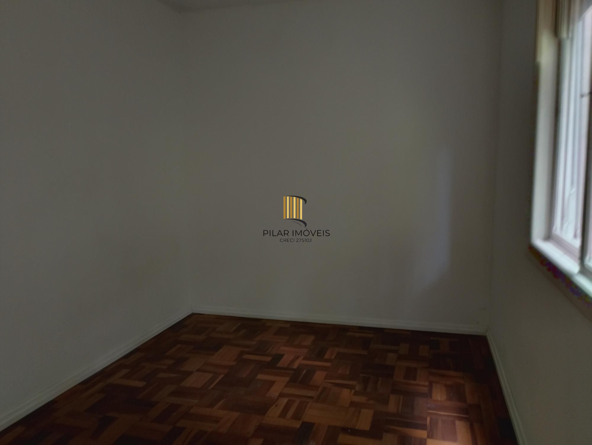 Apartamento à venda com 2 Dormitórios vaga no bairro Petropolis