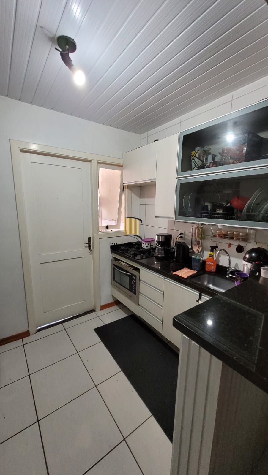 Casa em condomínio a venda 2 quartos e vaga coberta