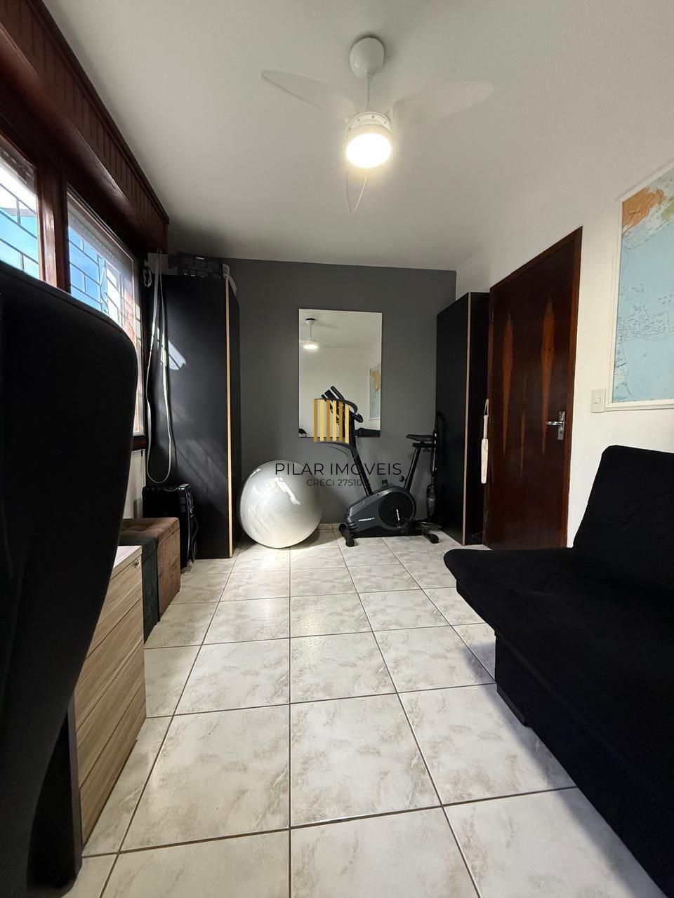 Casa semi mobiliada de 4 dormitórios bairro São Sebastião