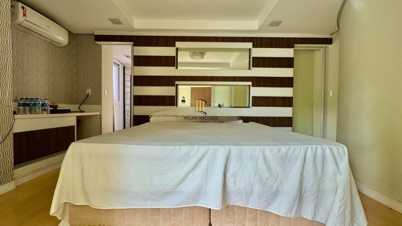 Casa com 4 Quartos e 4 banheiros, 600 m² por R$ 3.790.000 no Jardim Lindóia.