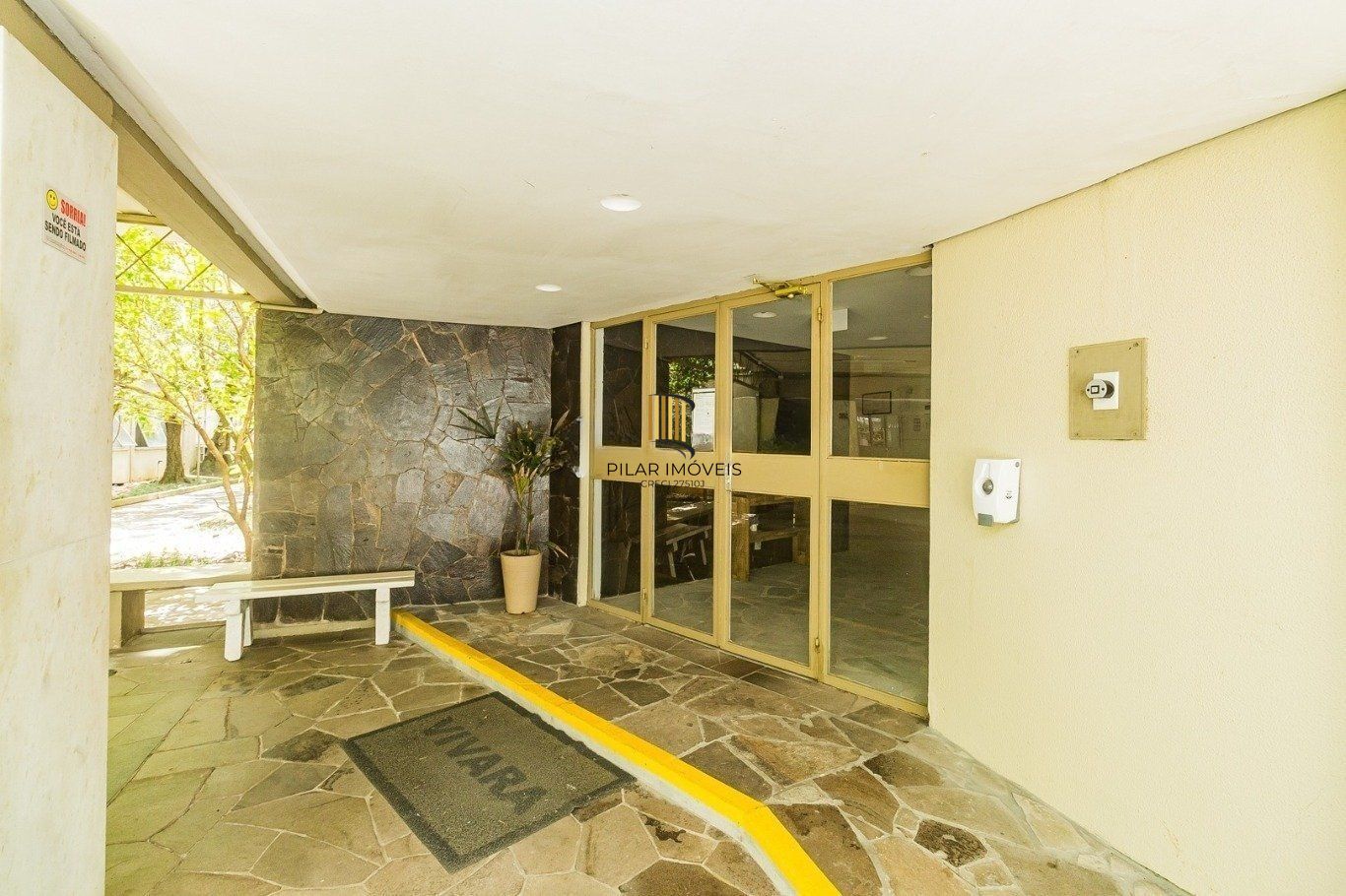 Apartamento térreo de 2 quartos no bairro Jardim do Salso