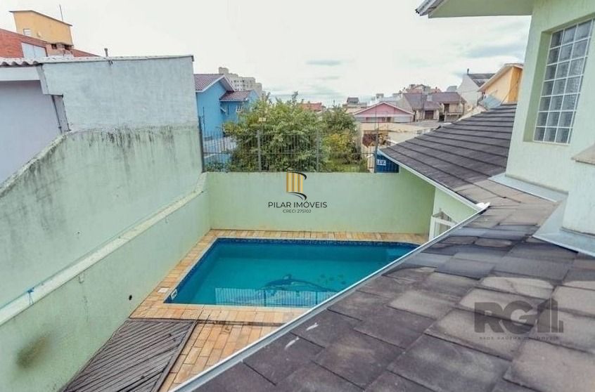 Casa com 4 suítes no Bairro Jardim Itu