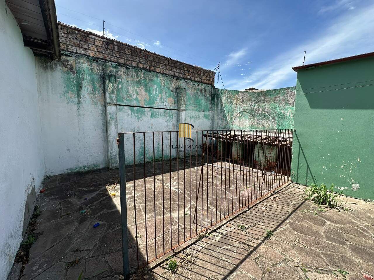 Casa 3 dormitórios na Rua Santa Isabel em Viamão-RS