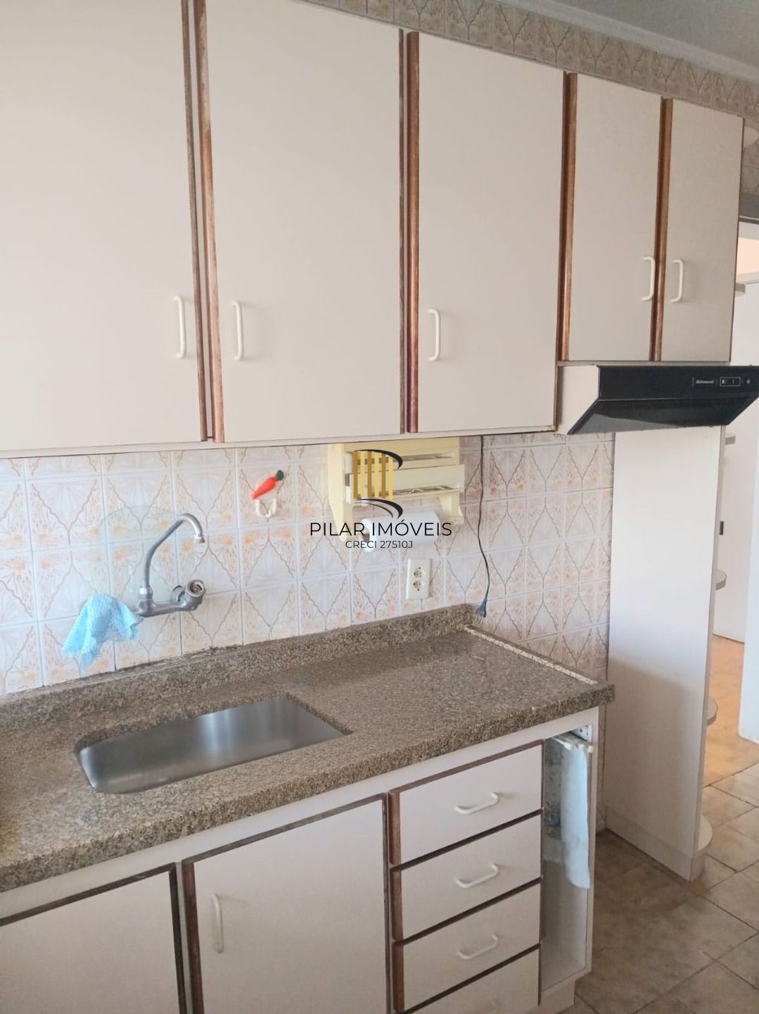 Apartamento de 2 quartos e elevador em Canoas.