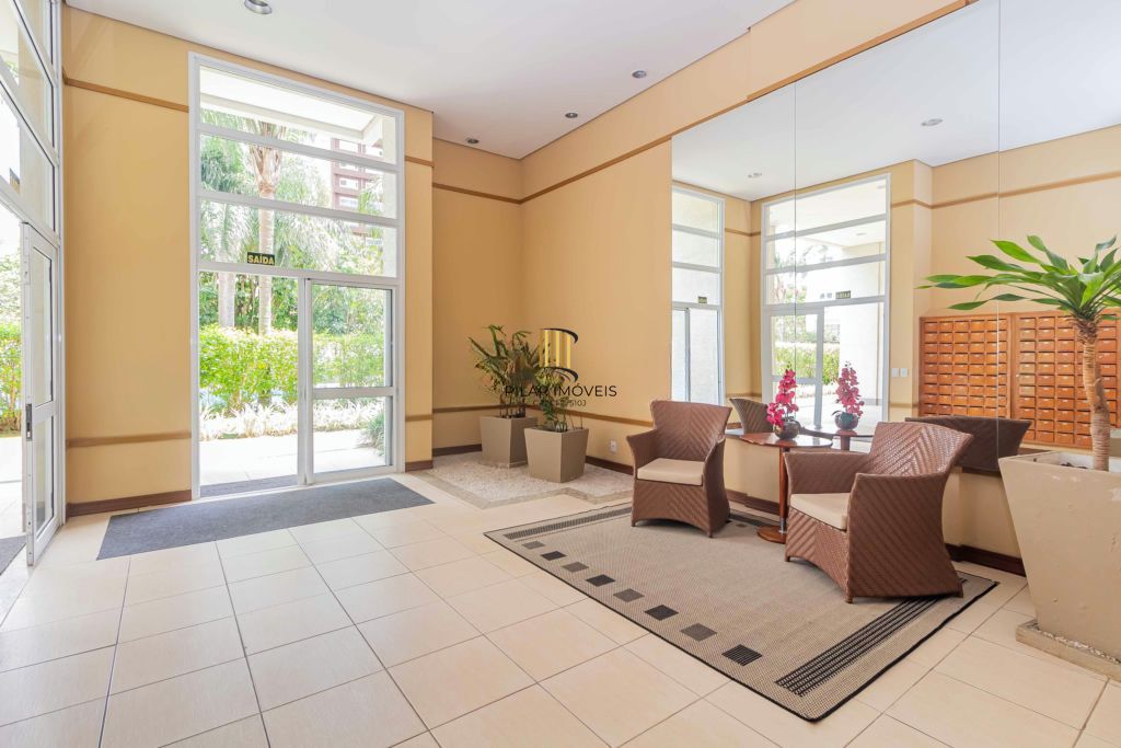 Apartamento com 2 quartos, vaga de garagem e elevador  no bairro Passo da Areia