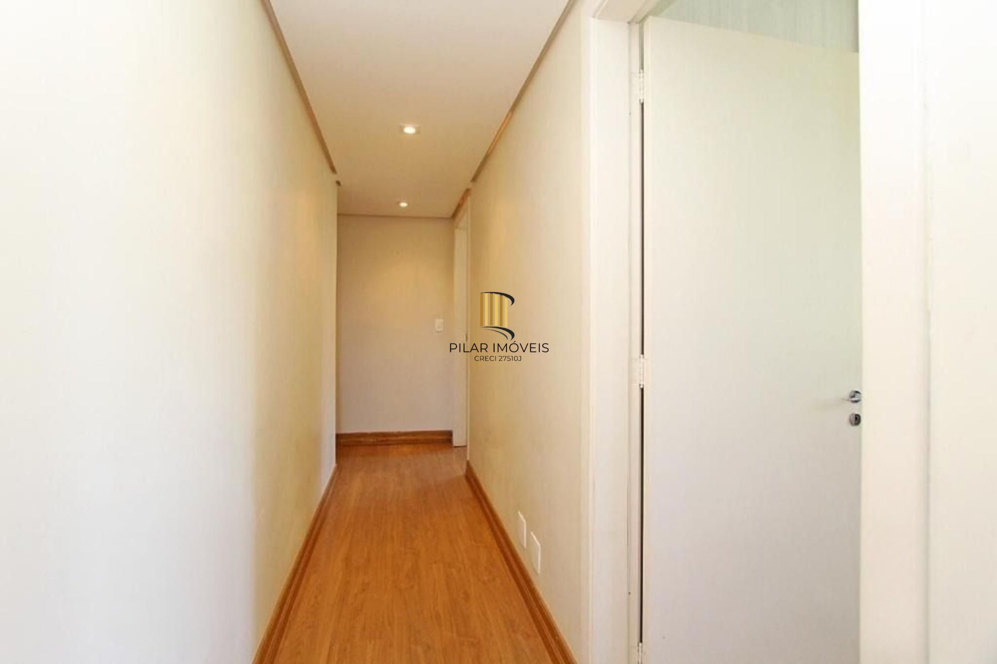 Apartamento de 4 dormitórios bairro Boa Vista