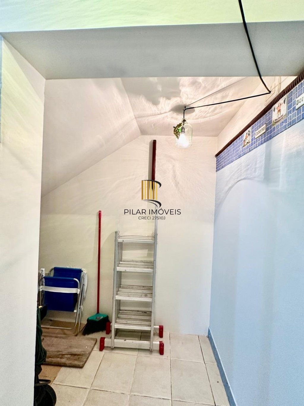 Casa de 3 dormitórios, 2 vagas de garagem em Canoas