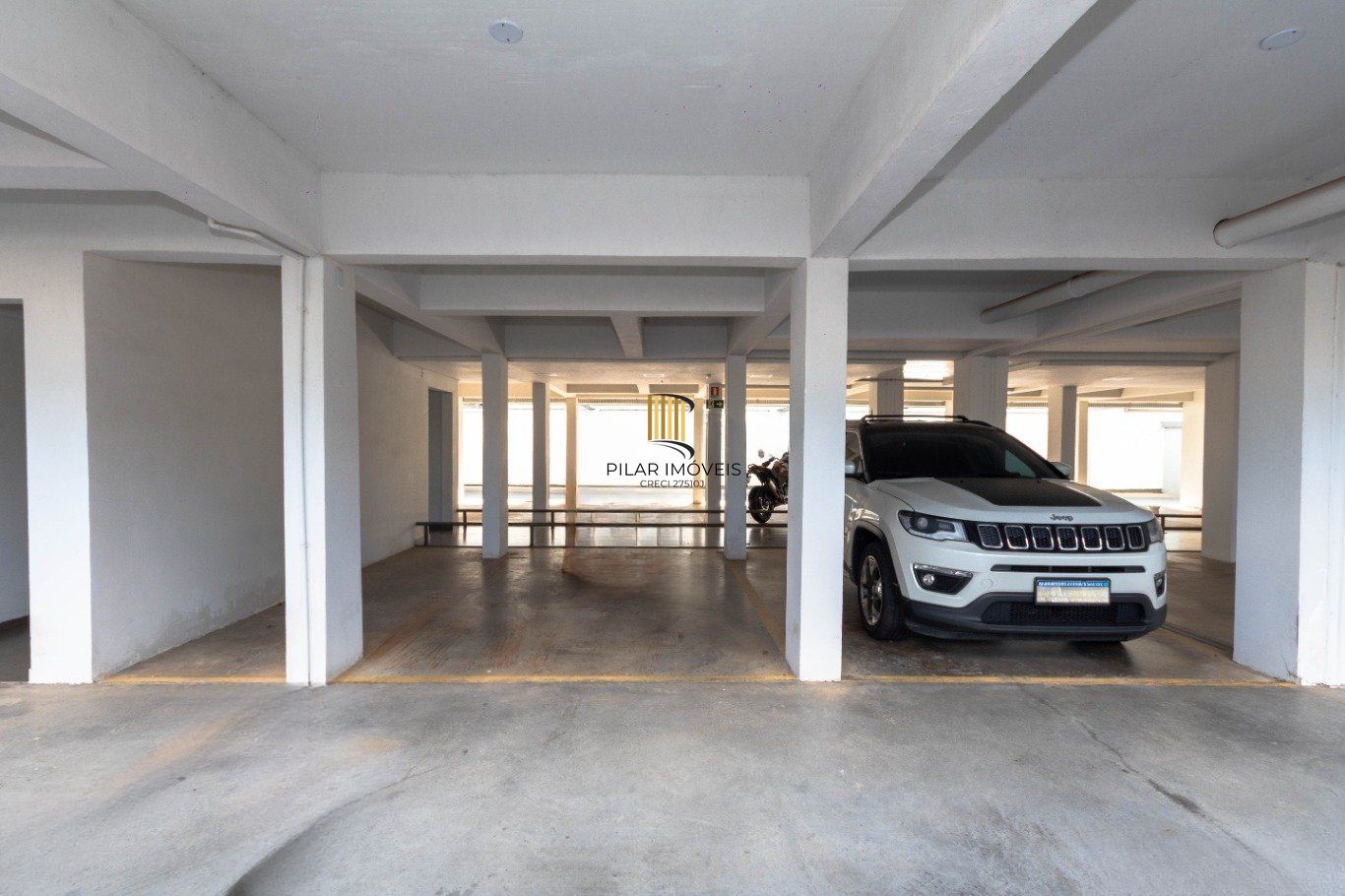 Apartamento com 3 quartos, 1 suíte e 2 vagas de garagem em Canoas