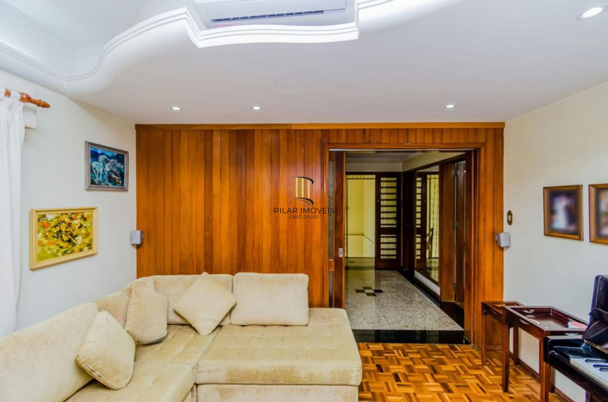 Casa à venda no Jardim Lindóia com piscina e 6 vagas