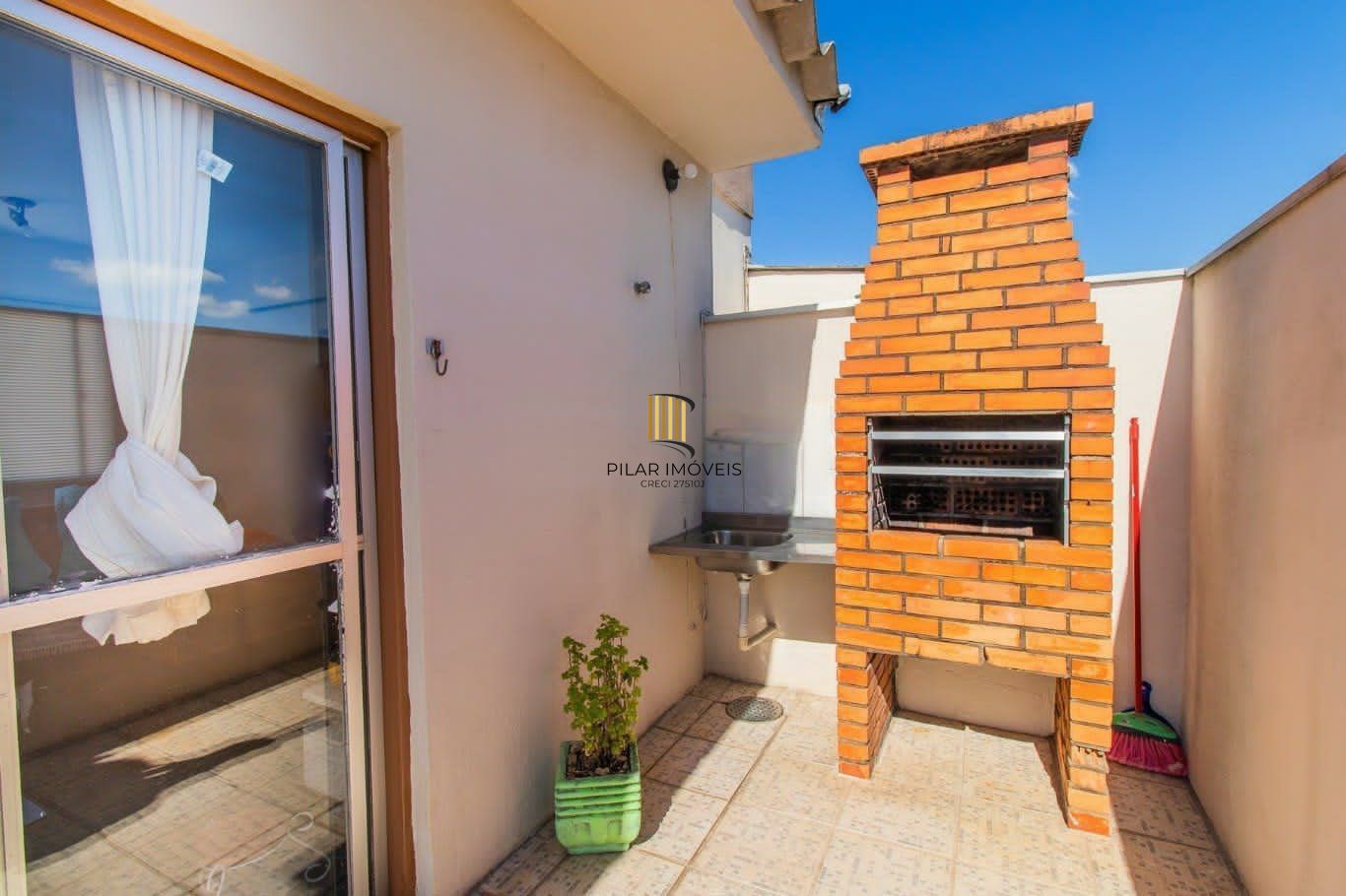 Cobertura de 1 dormitório no bairro Sarandi