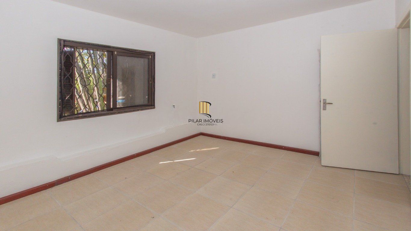 Casa 3 Dorm com Suíte e 4 Vagas no Jardim do Salso Próx PUCRS