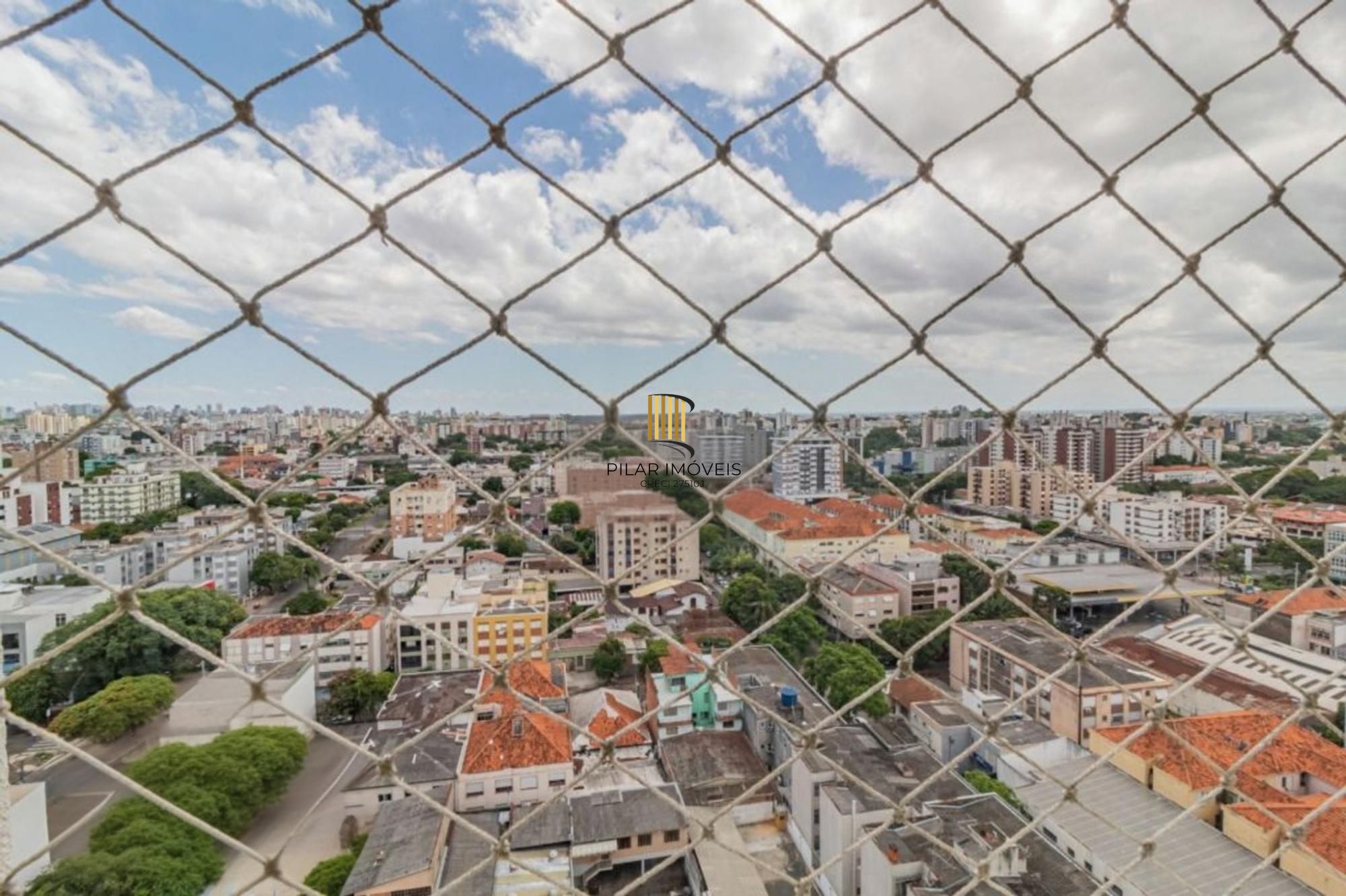 Apartamento de 3 quartos, suíte, elevador e 2 vagas no bairro Vila Ipiranga