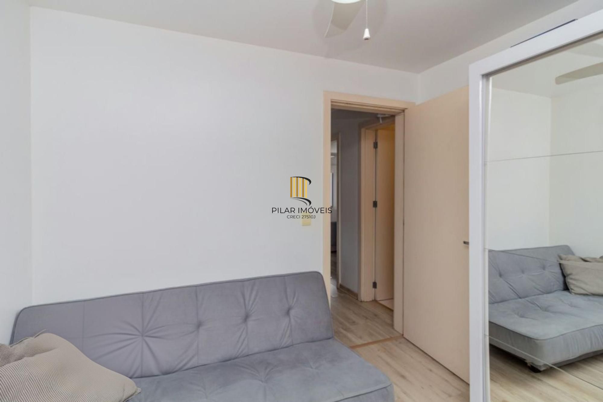 Casa em condomínio fechado de 3 quartos, suíte,2 vagas no bairro Mário Quintana