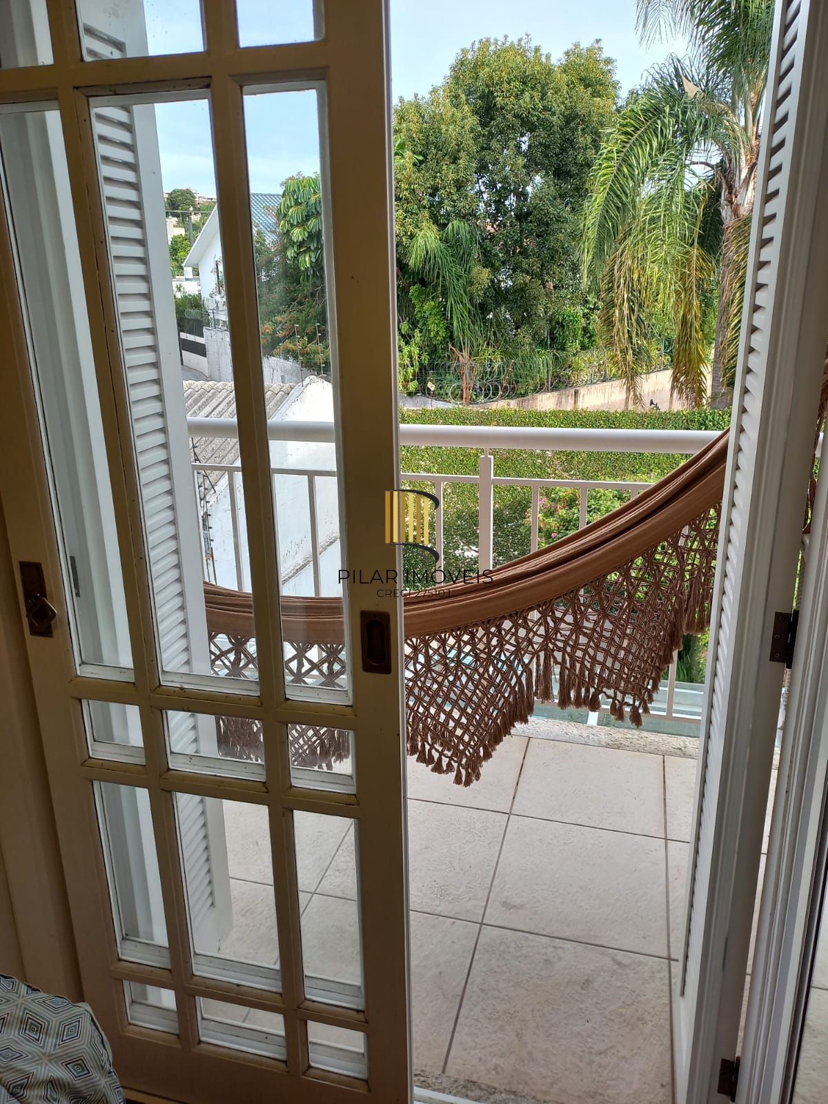 Casa com 4 dormitórios no Bairro Chácara das Pedras