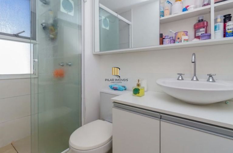 Apartamento de 3 quartos, suíte, elevador e 1 vaga no bairro Azenha