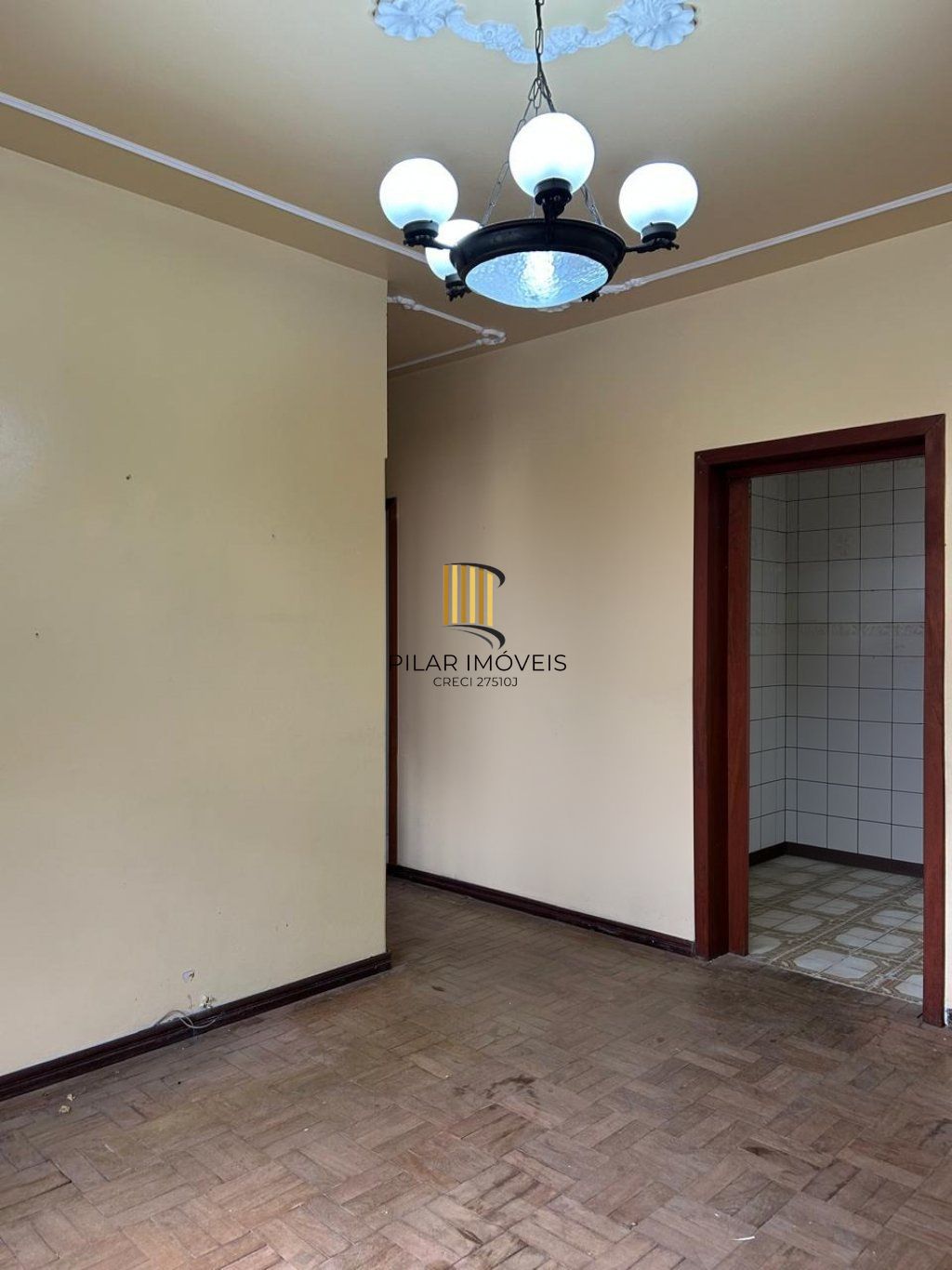 Apartamento térreo com 3 quartos no Bairro Cidade Baixa