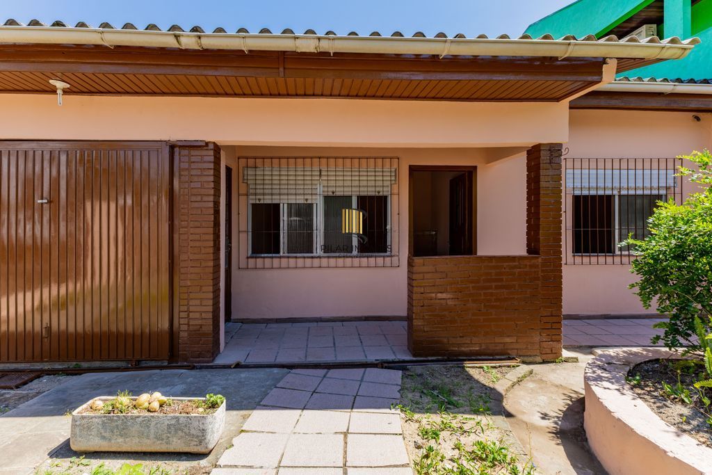 Casa com 3 Quartos e 2 vagas no Bairro Morro Santana - Pilar Imóveis