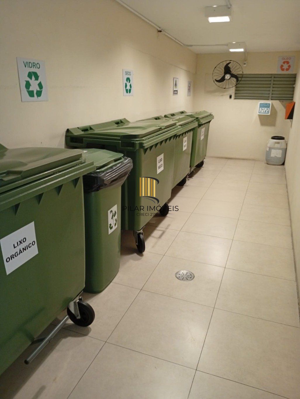Apartamento de 3 dormitórios no bairro Menino Deus