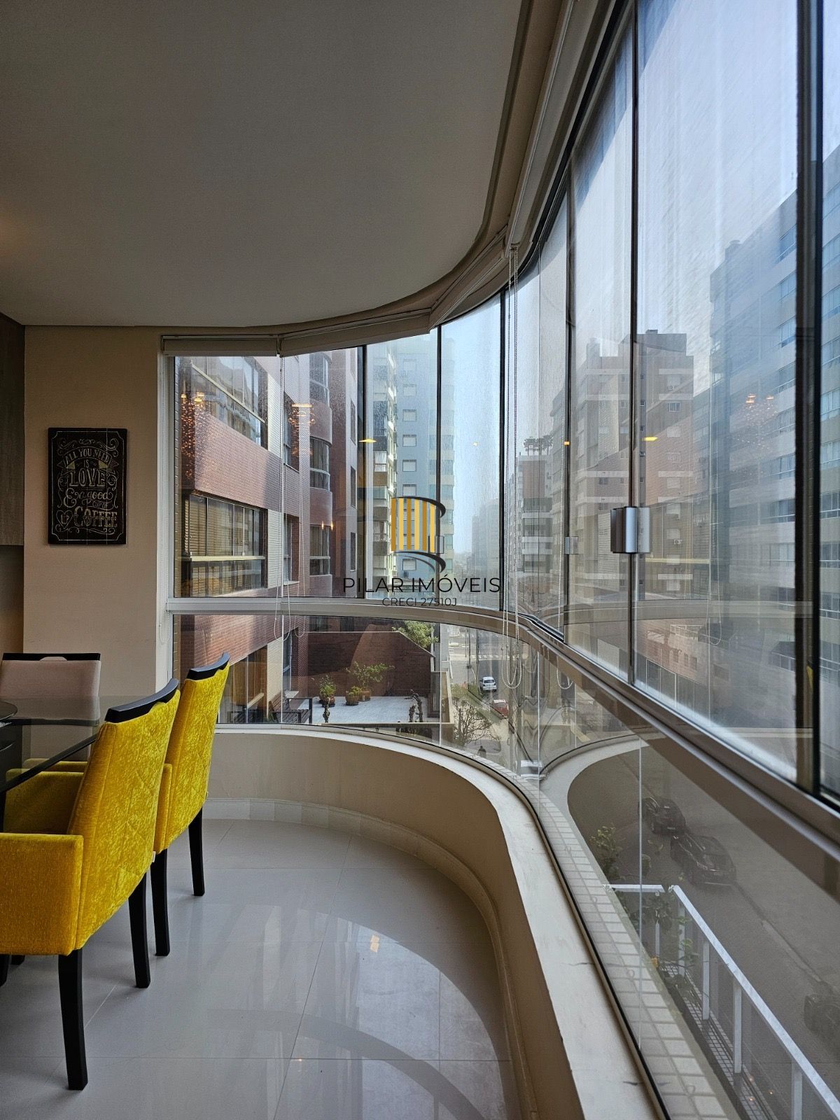 Apartamento 2 quartos com 1 vaga escriturada, Piscinas, Capão da Canoa.