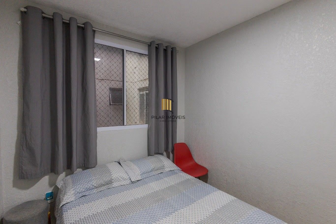 Apartamento de 2 quartos e 1 vaga de garagem em Canoas.