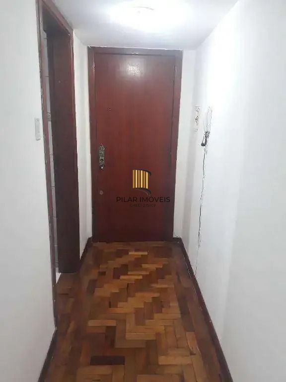 Apartamento com 2 quartos e elevador no bairro Centro Historico