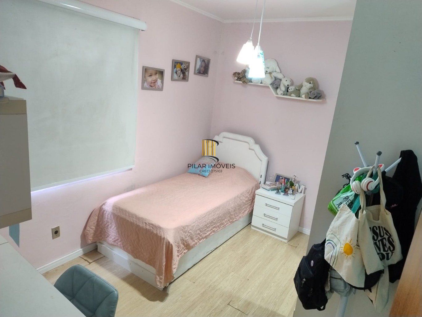 Apartamento 3 quartos com suíte e pátio com 2 vagas no Bairro Passo da Areia