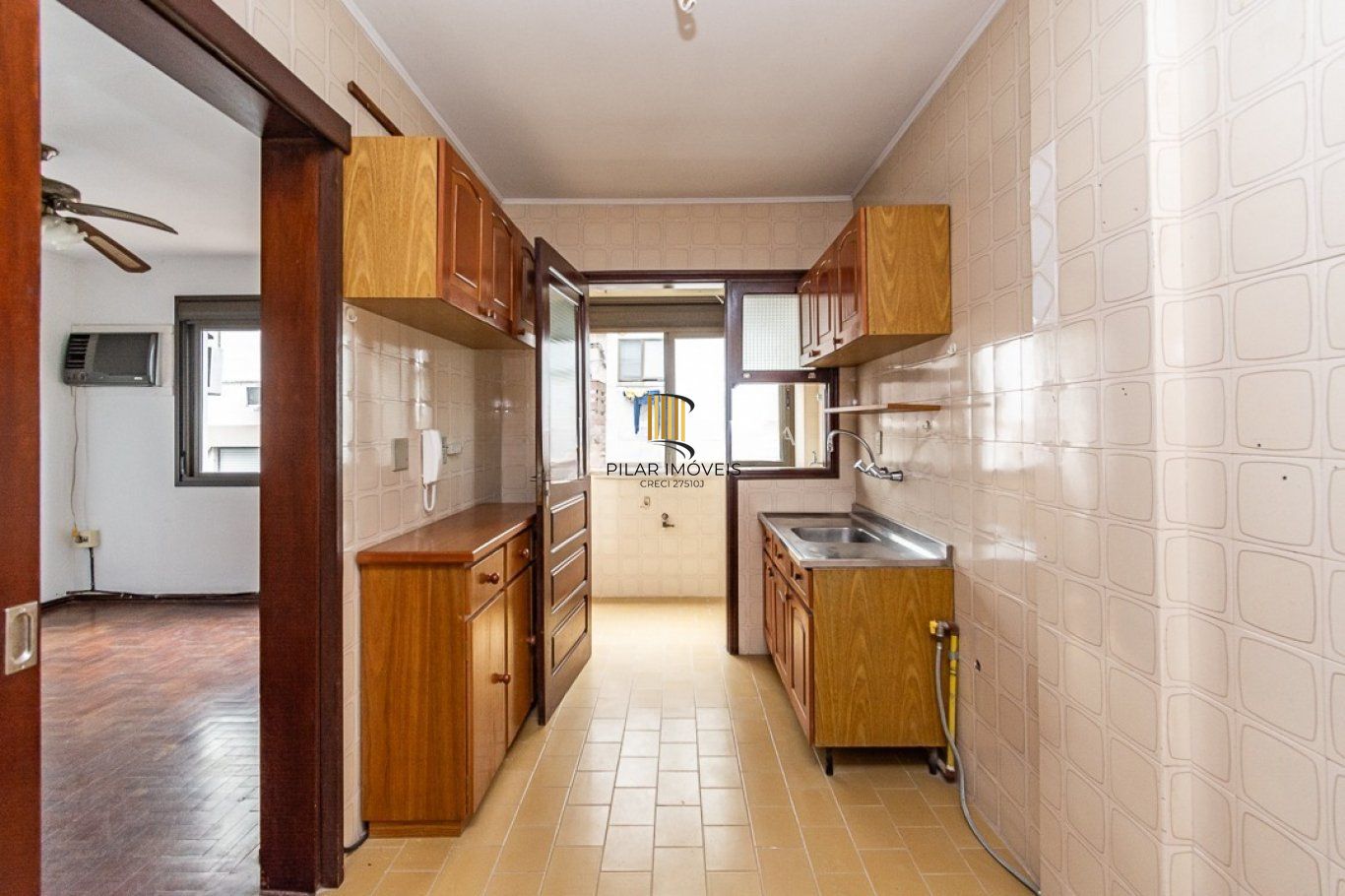 Apartamento com 2 dormitórios e 64m² à venda no Bairro Passo da Areia