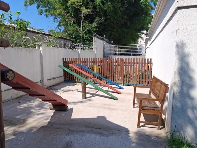 Apartamento de 2 dormitórios no bairro Morro Santana em Porto Alegre.