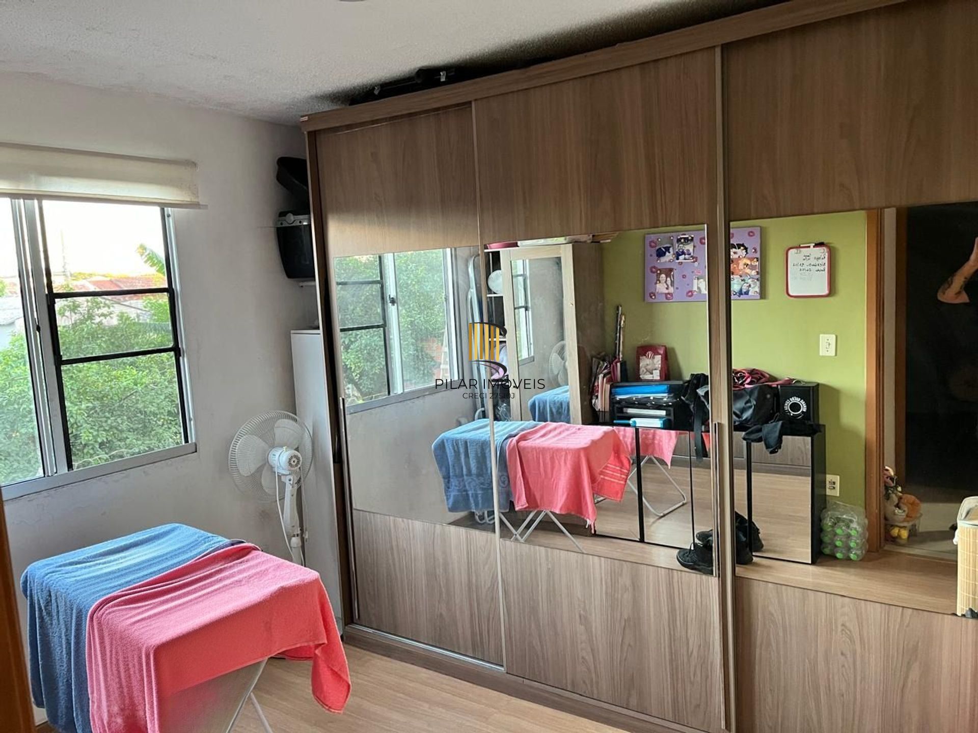 Apartamento de 2 dormitórios e 1 vaga de garagem em Canoas.