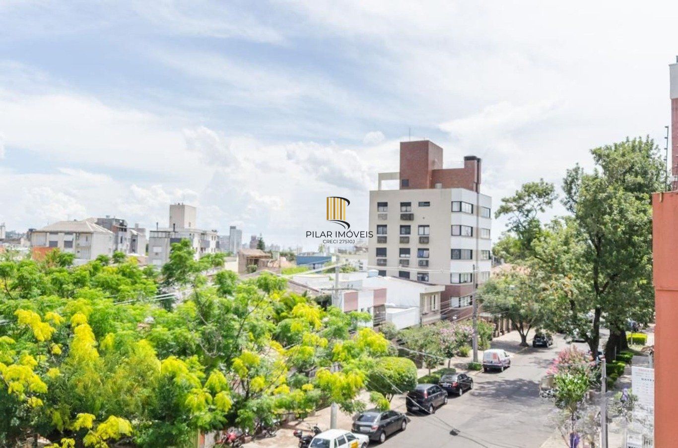 Apartamento com 3 dormitórios em prédio com elevador no Bairro Santa Cecília