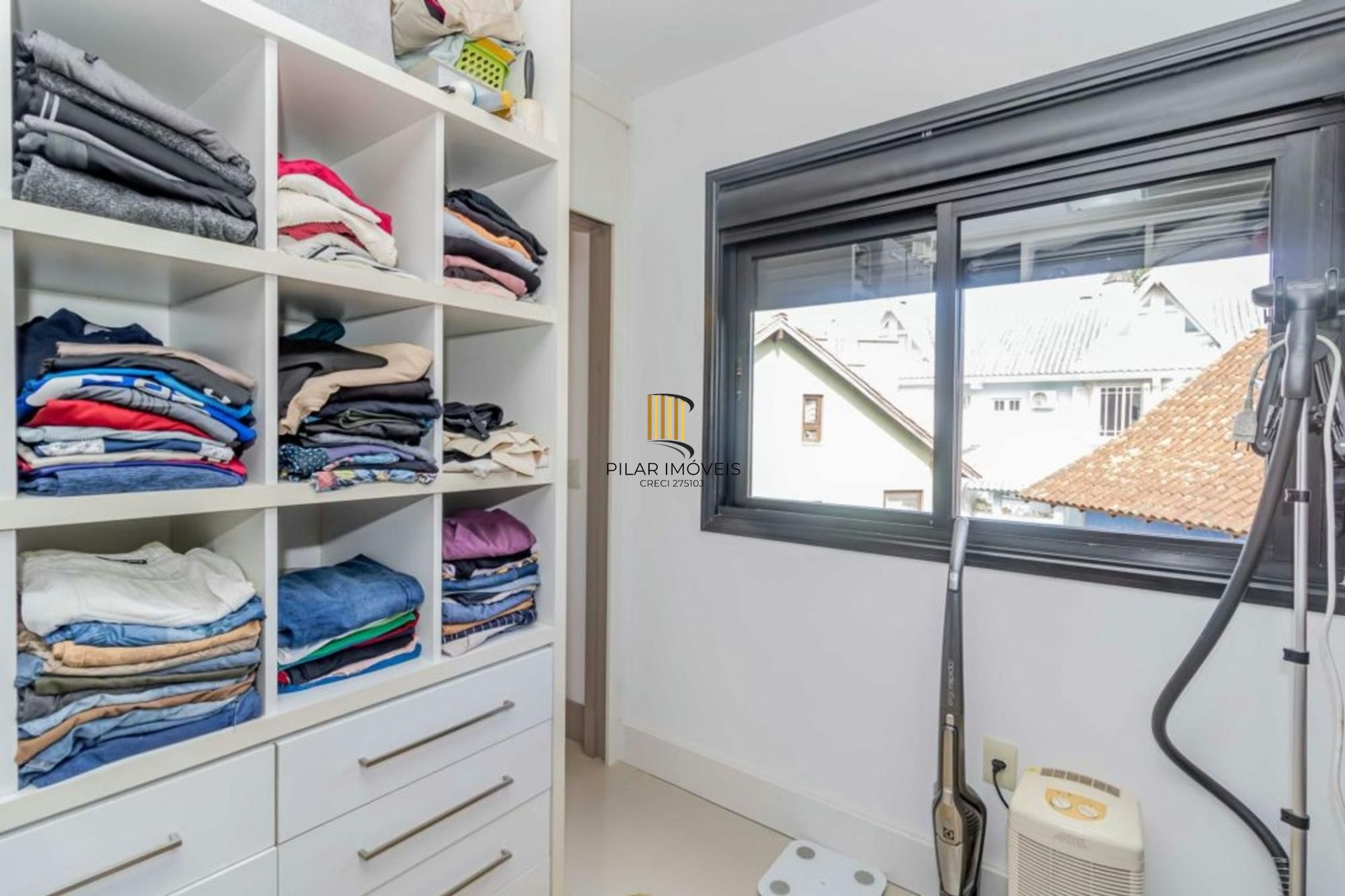 Casa em Condomínio à venda com 2 quartos 212 m² no Tristeza