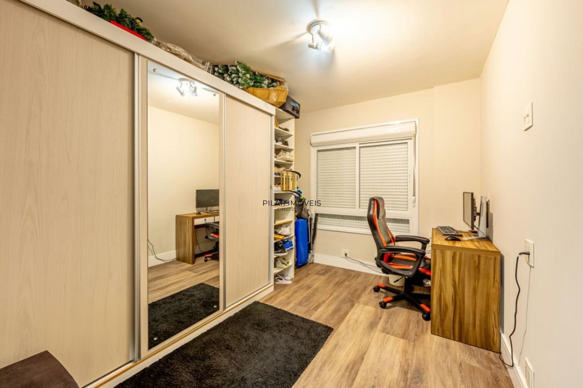 Apartamento 3 quartos, vaga, elevador e churrasqueira no bairro Petrópolis