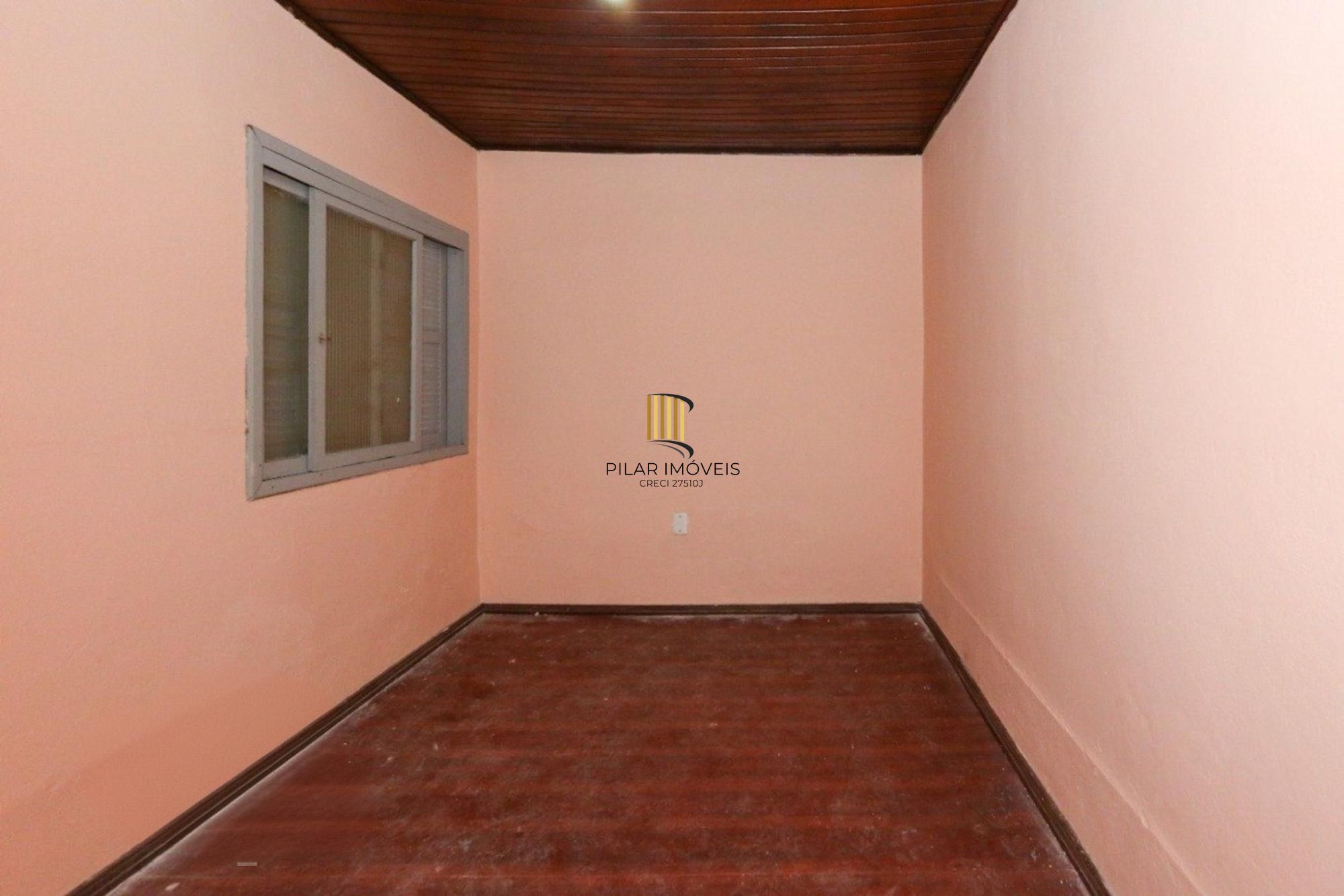 Casa de 3 dormitórios e 2 vagas de garagem no bairro Rio Branco em Canoas.