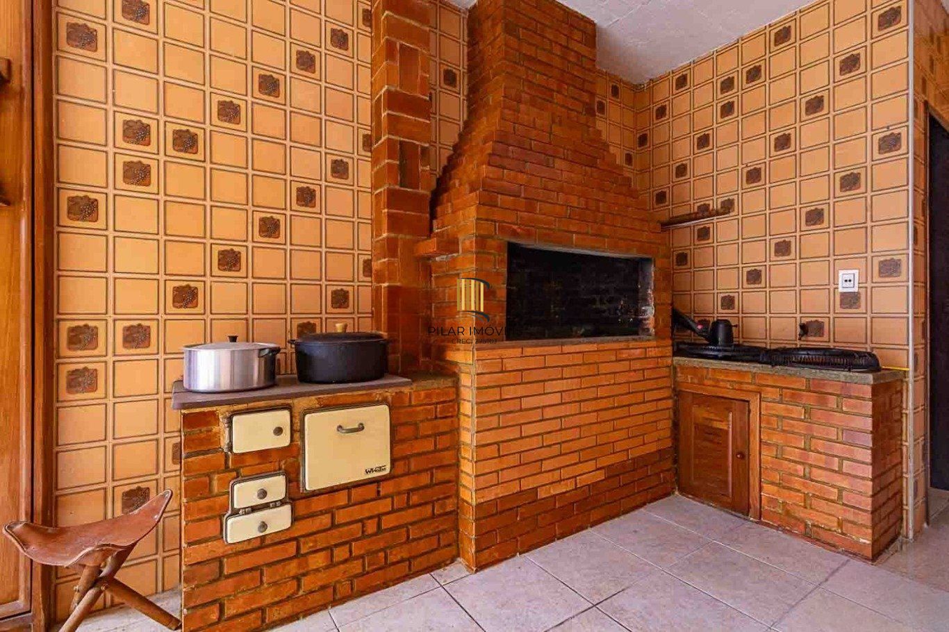 Casa de 3 dormitório no bairro Jardim do Salso