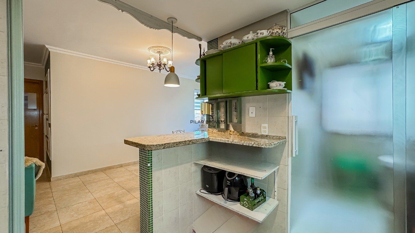 Apartamento com 3 quartos, 1 suíte e 2 vagas de garagem no Bairro Passo D'Areia