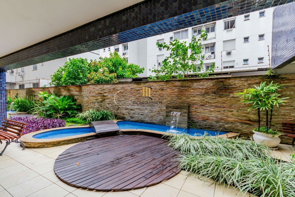 Apartamento com 3 quartos 2 vagas e elevador e gás central no Bairro Santana