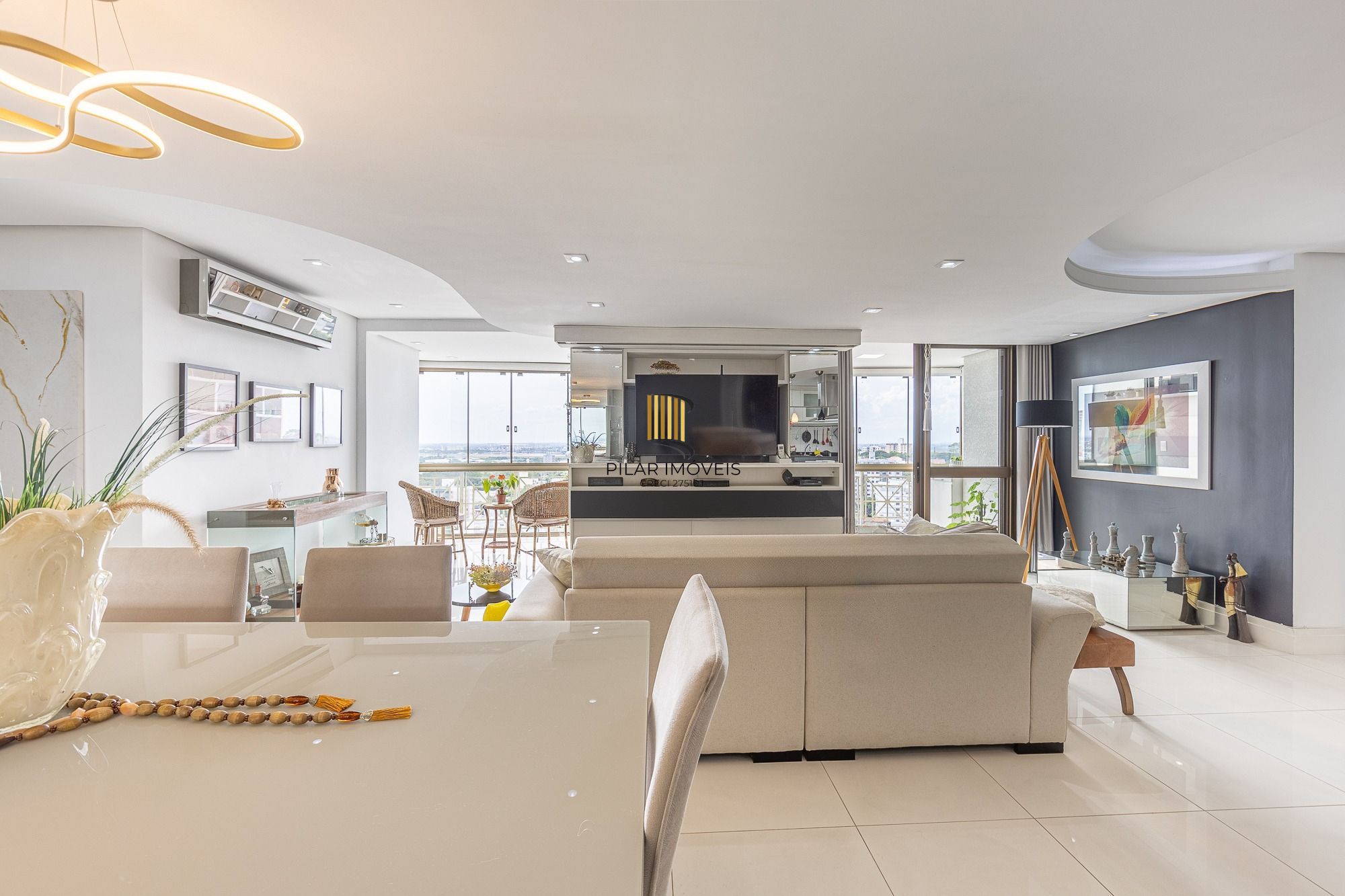 Apartamento com 145m², 3 suítes e 3 vagas no bairro Passo da Areia para comprar