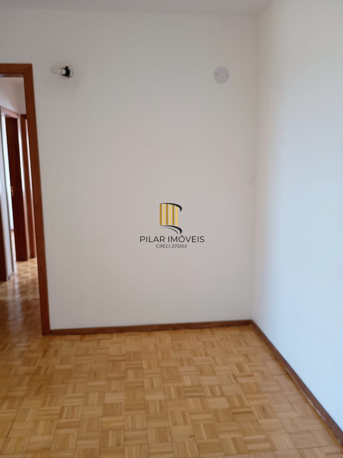 Apartamento de 3 dormitórios no bairro Sarandi