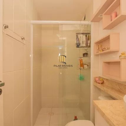 Apartamento com 2 quartos e 1 vaga e elevador no Bairro São Sebastião