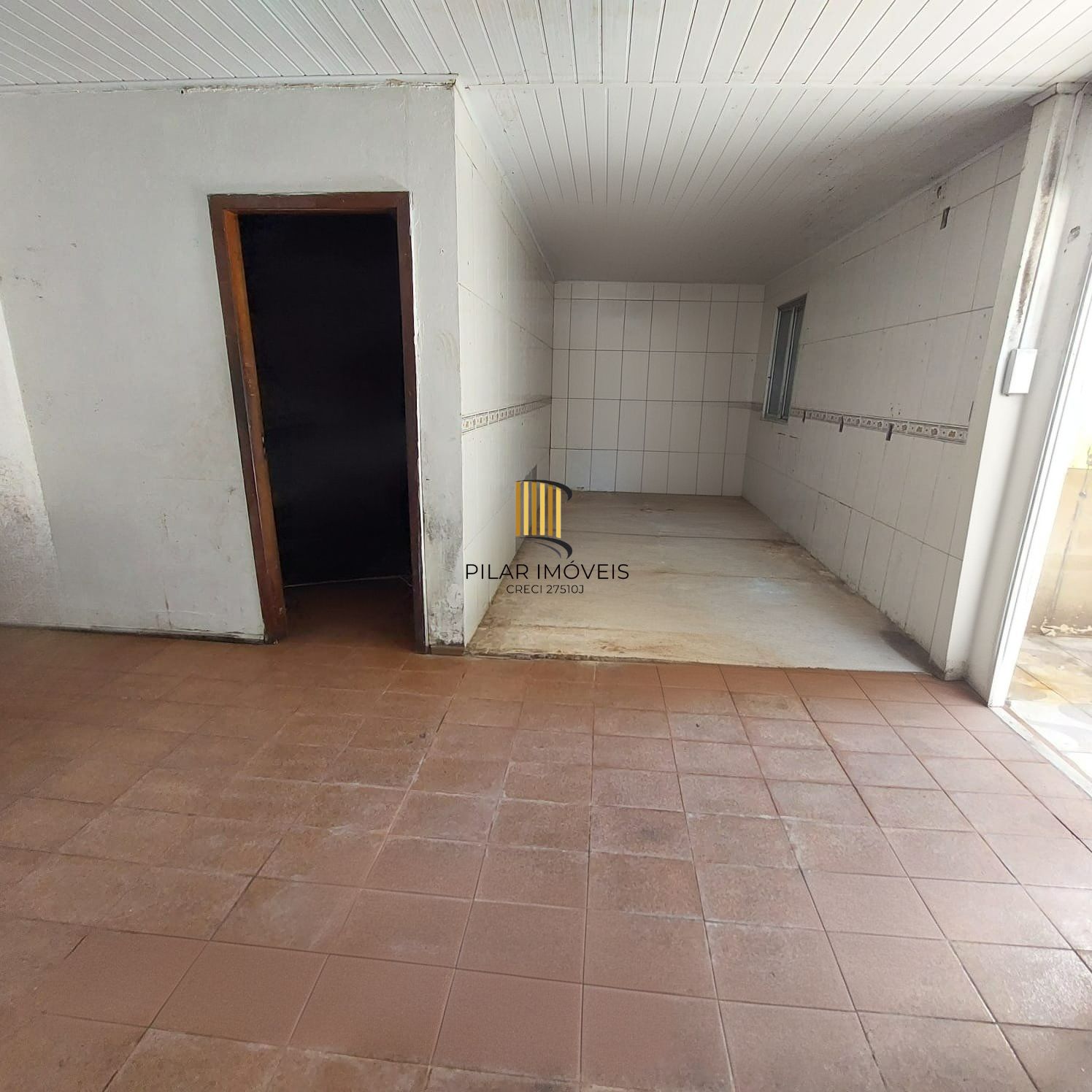 Pavilhão comercial à venda 329m² na Av Baltazar - Rubem Berta