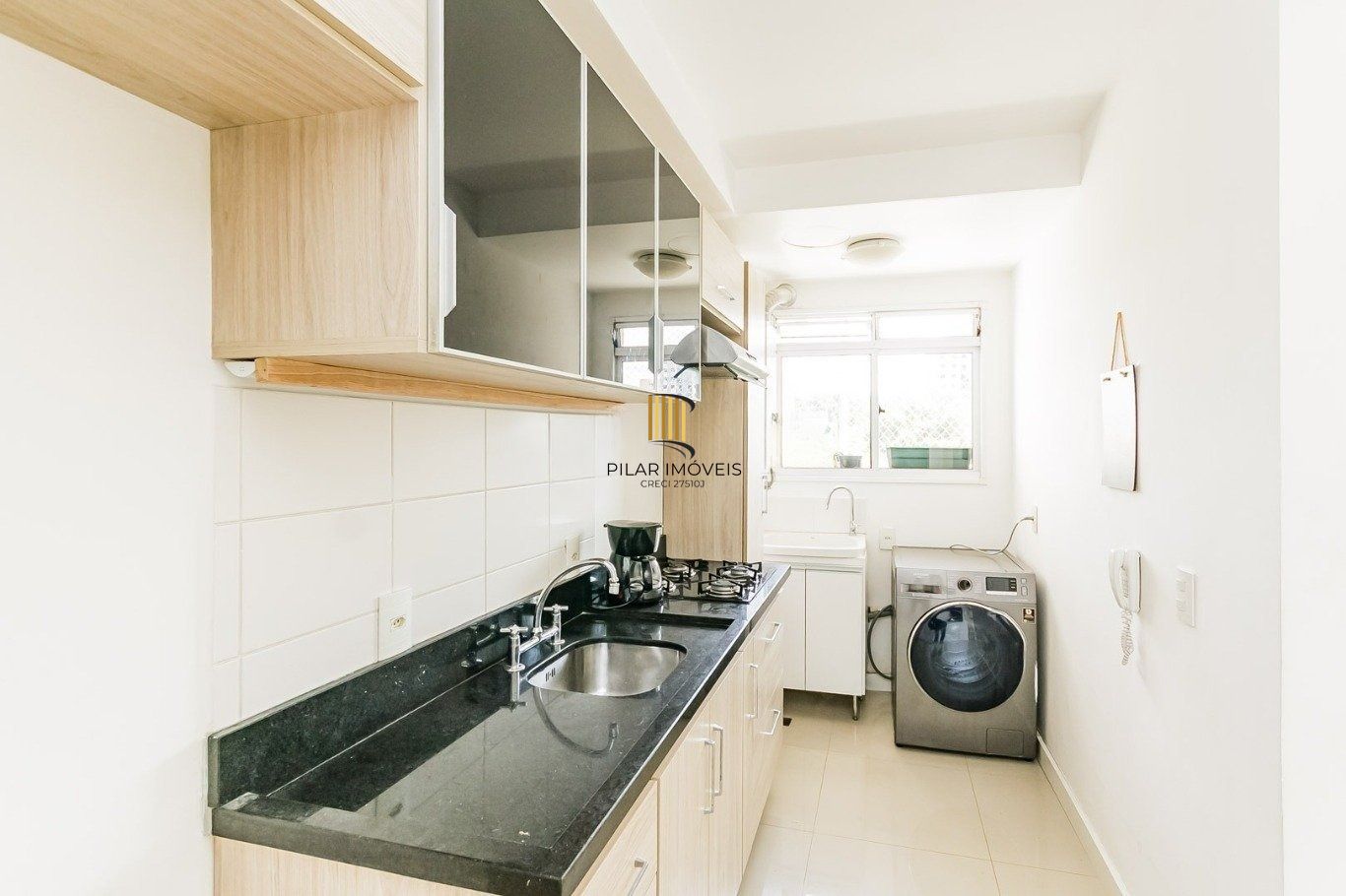 Apartamento 2 Dormitórios 57m² no bairro Morro Santana