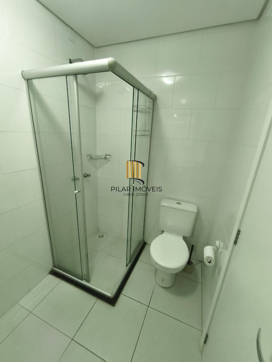 Apartamento de 2 dormitórios, elevador e 1 vaga de garagem em Canoas.