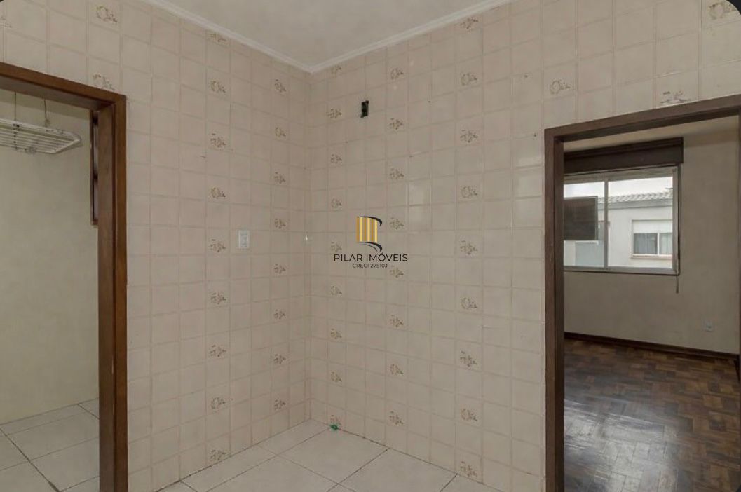 Apartamento de 2 dormitórios e 1 vaga de garagem em Porto Alegre.
